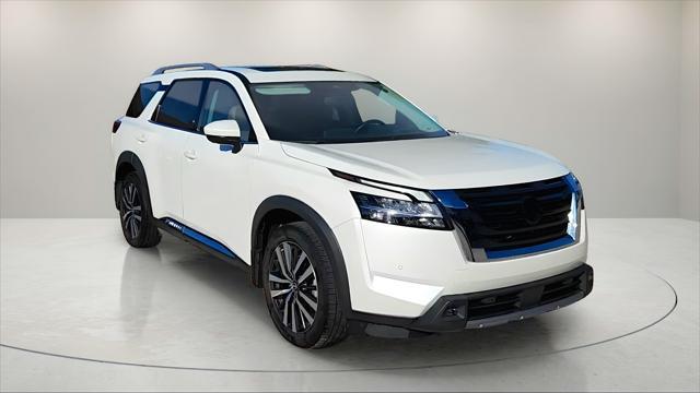 2022 nissan pathfinder platinum 4wd