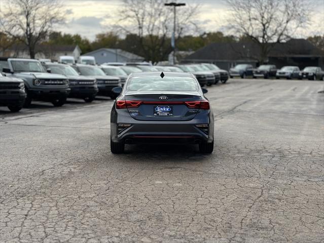 2021 kia forte gt