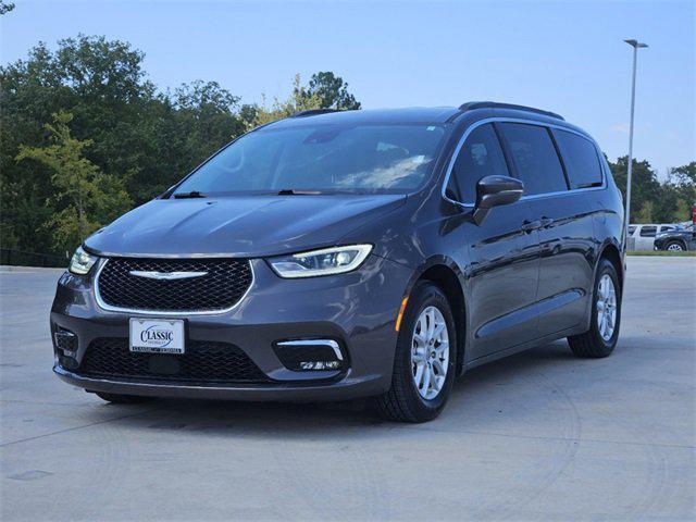 2022 chrysler pacifica touring l