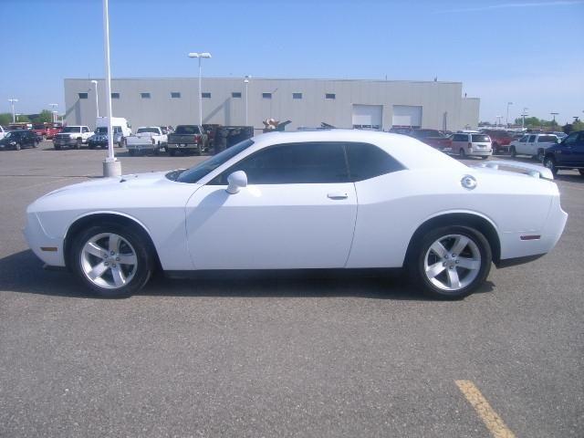 2013 dodge challenger 2dr coupe sxt sxt for sale in grand forks, north dakota