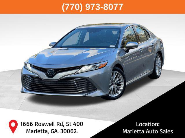 2019 toyota camry hybrid xle