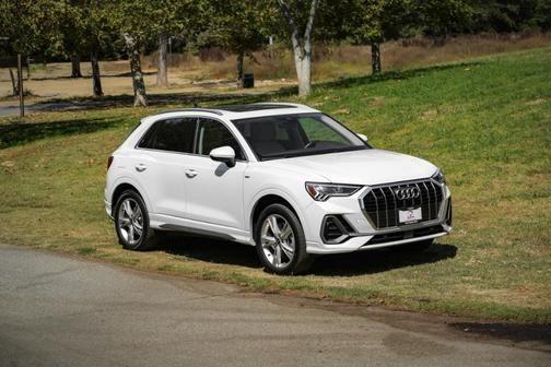 2022 audi q3