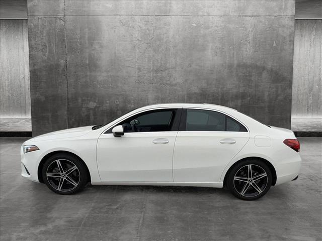 2022 mercedes-benz a-class a 220
