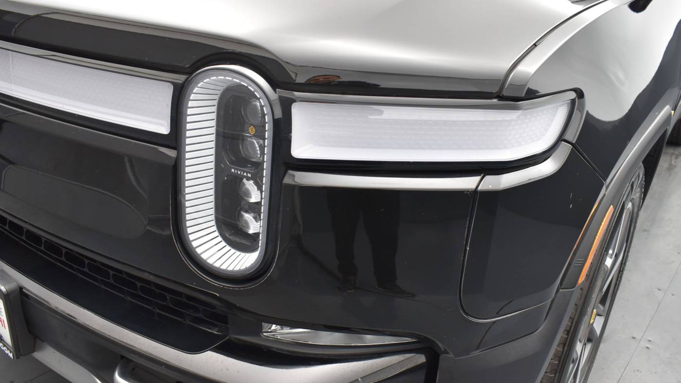 2022 rivian r1t adventure