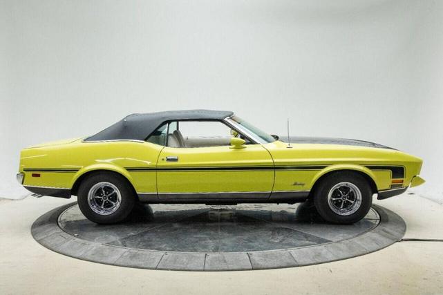1972 ford mustang base