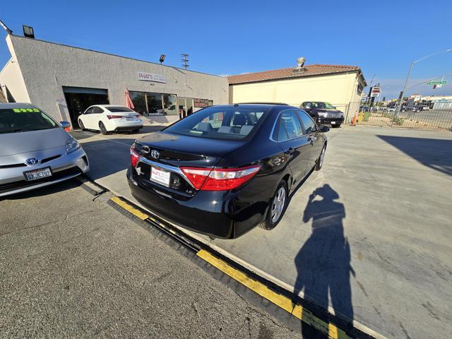 2017 toyota camry le