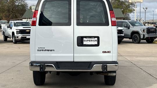 2022 GMC Savana