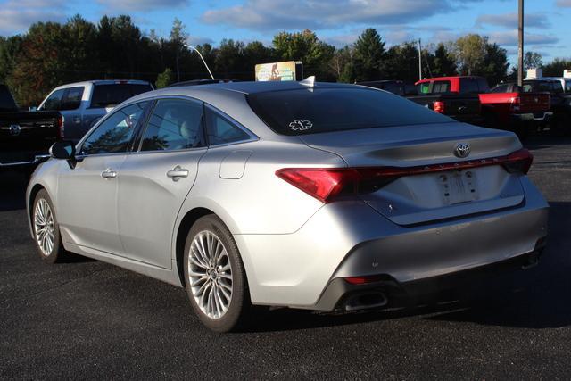 2019 toyota avalon xle