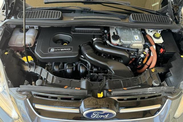 2016 ford c-max hybrid se