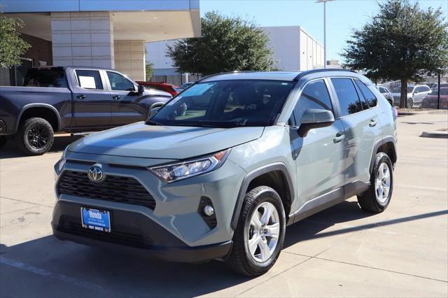 2021 toyota rav4 xle