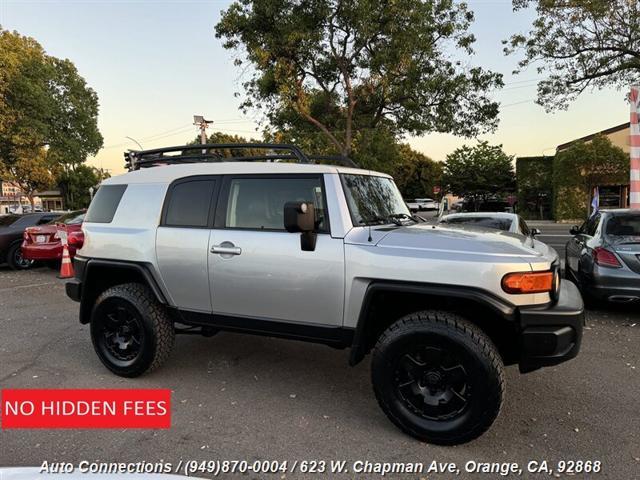 2008 toyota fj cruiser base