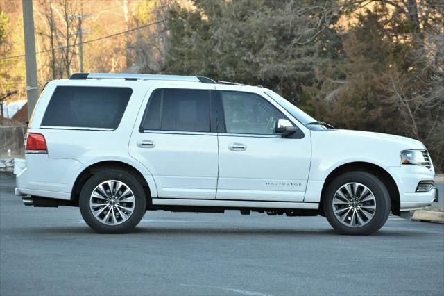 2016 lincoln navigator select