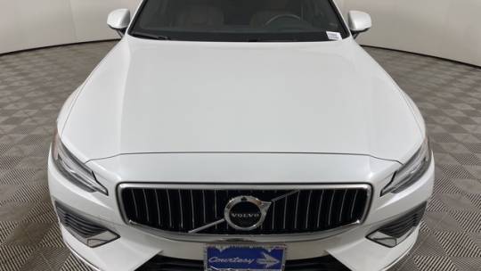 2022 Volvo S60
