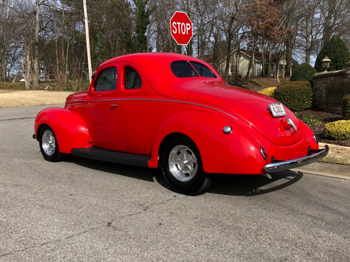 1939 ford deluxe coupe all steel â€˜53 mercury flathead 5 speed 1934,1940 hot rod