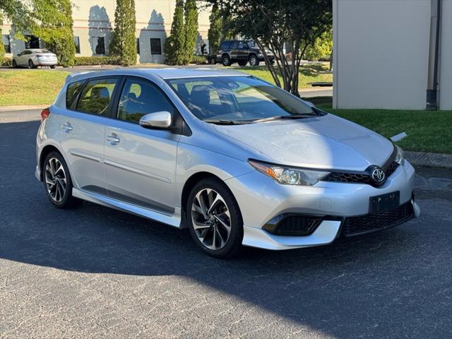2017 toyota corolla im base