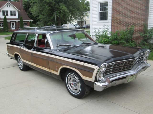 1967 ford country squire 428