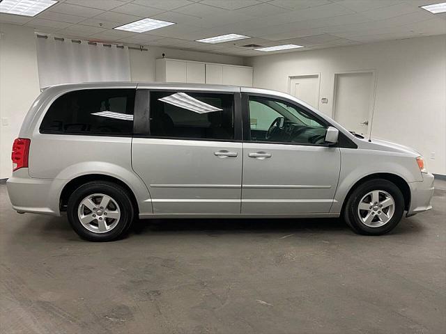2012 dodge grand caravan sxt