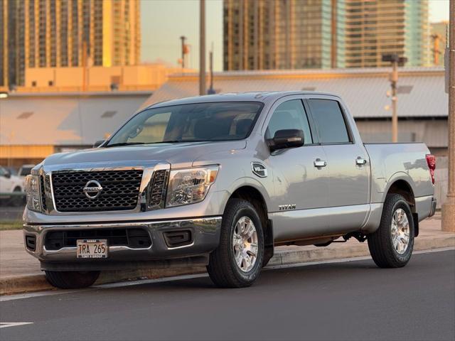 2017 nissan titan sv