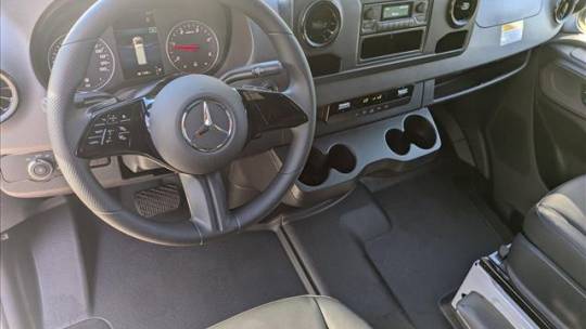 2025 Mercedes-Benz Sprinter