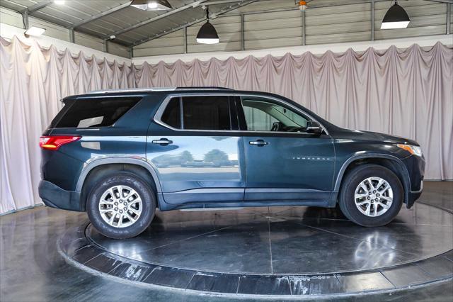 2018 chevrolet traverse lt cloth