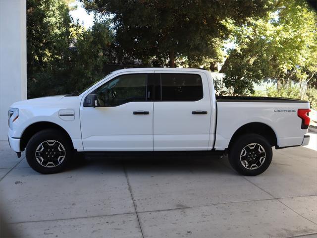 2023 ford f-150 lightning xlt