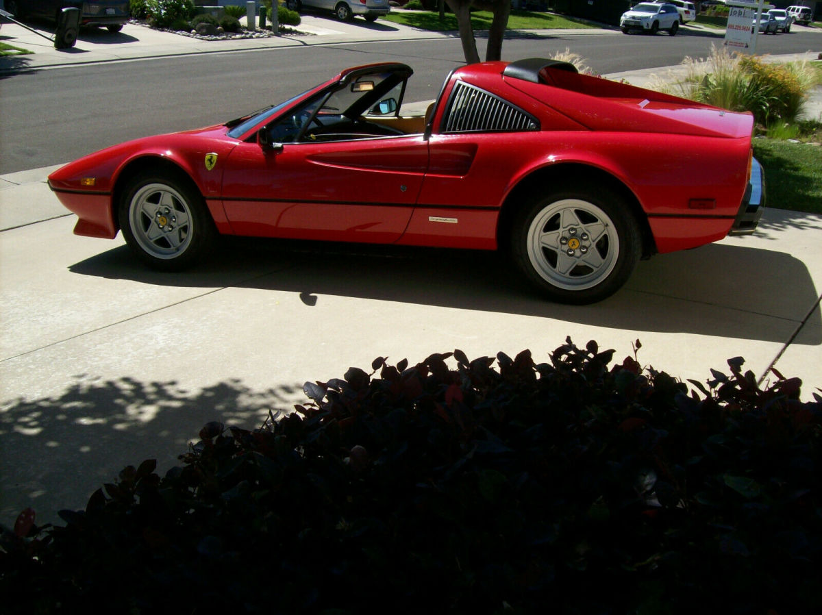 1985 ferrari 308-gts-qv euro model one owner car