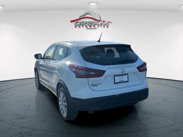 2022 nissan rogue sport s