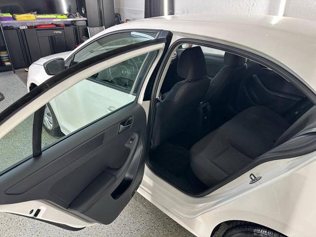 2014 volkswagen jetta auto s