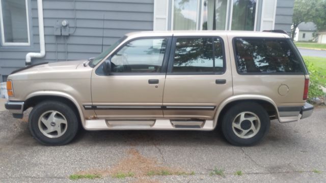1993 ford explorer xlt
