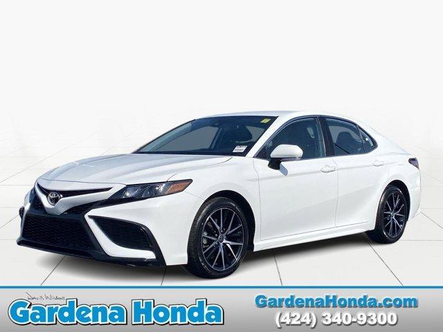 2022 toyota camry se nightshade