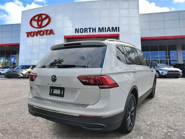2024 volkswagen tiguan 2.0t se