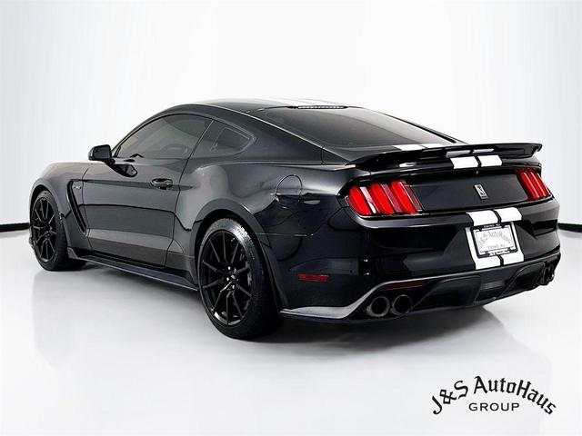 2016 ford shelby gt350 base