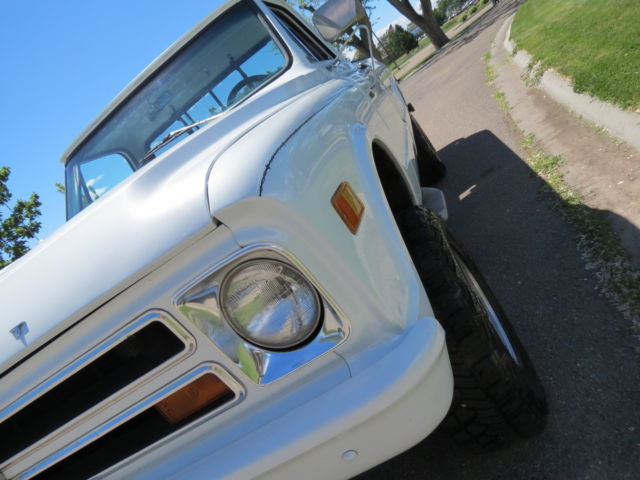 1968 chevrolet c/k20 pickup 327 cid, 4x4 with gear vendor overdrive