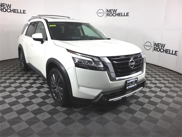 2022 nissan pathfinder sl