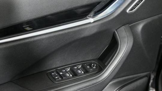 2021 maserati levante base