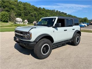 2023 Ford Bronco base advanced