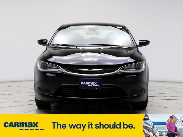 2016 chrysler 200 touring