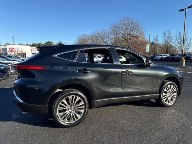 2022 toyota venza limited