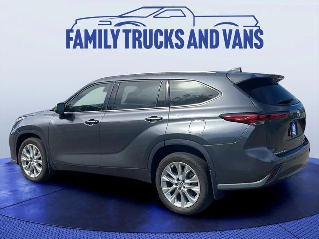 2021 toyota highlander limited