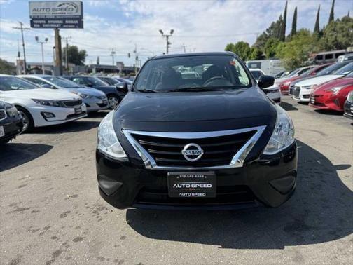 2016 nissan versa