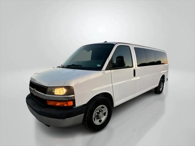2015 chevrolet express 3500 lt