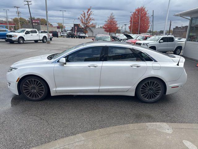 2014 lincoln mkz base