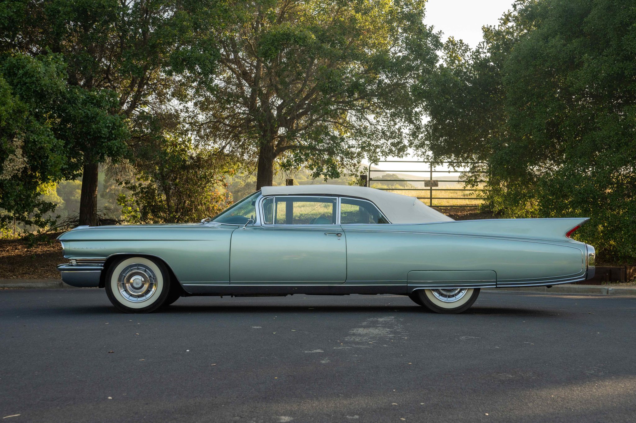 1960 cadillac eldorado biarritz convertible