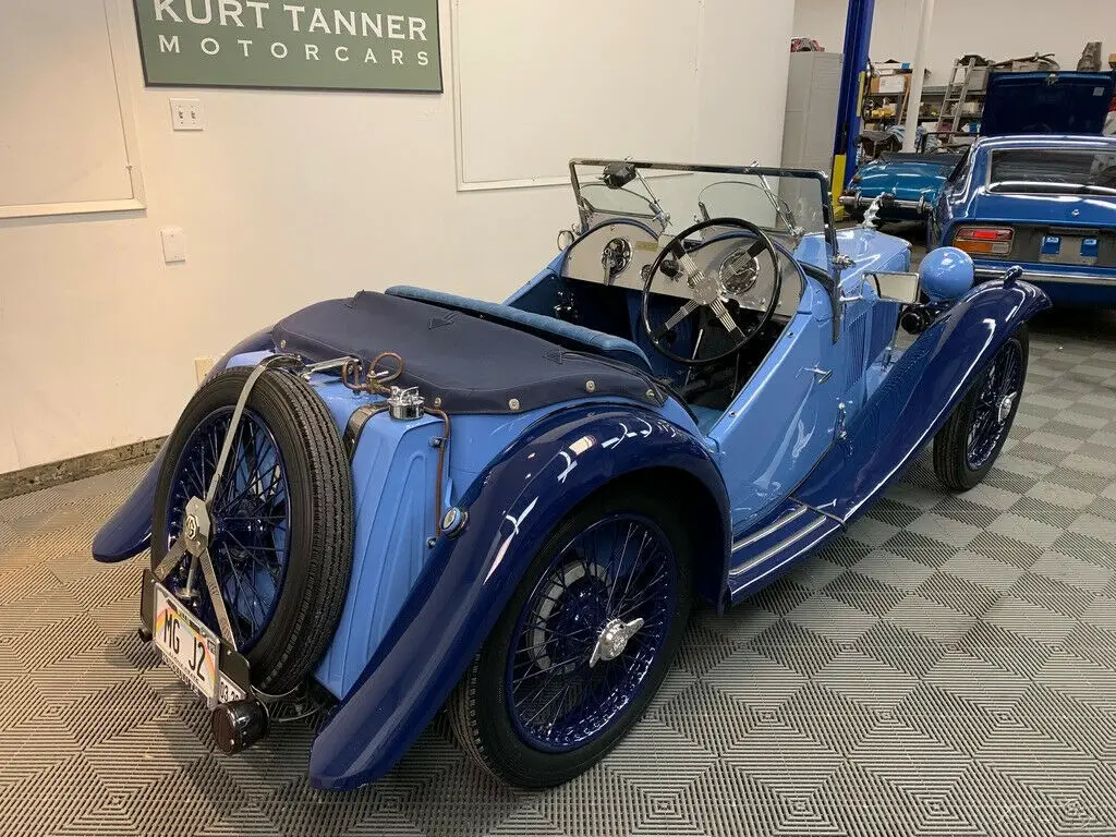 1933 mg j2 roadster. 1 of 300 swept wing cars. aaca first junior & senior awards
