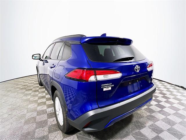 2022 toyota corolla cross le