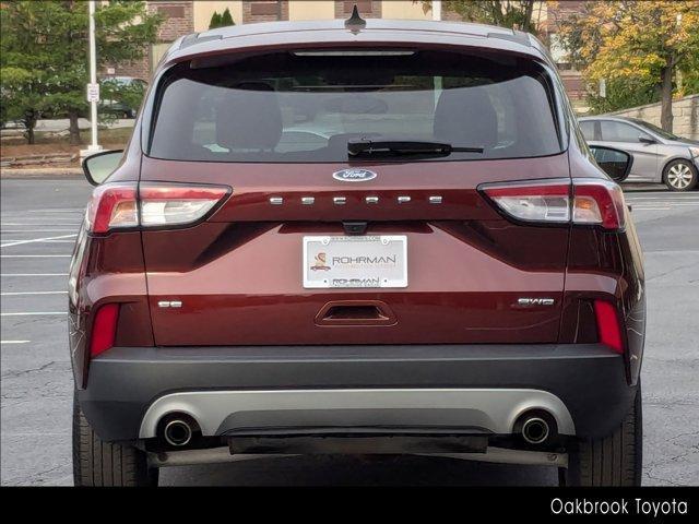 2021 ford escape se
