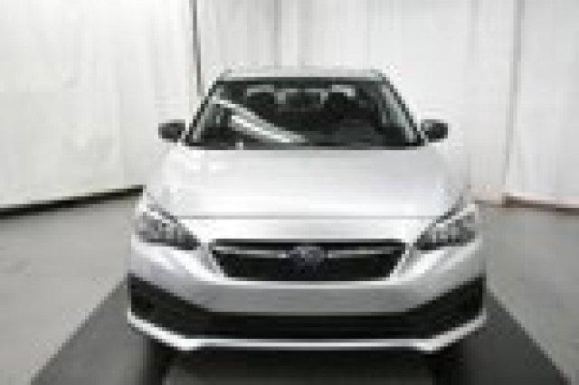 2022 subaru impreza base