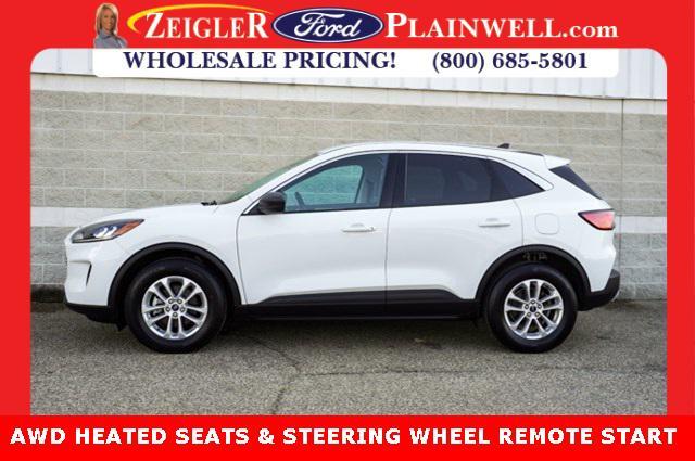 2022 ford escape se