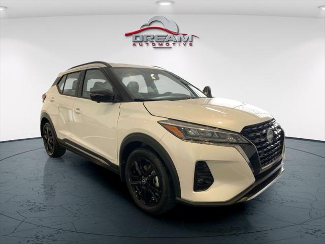 2024 nissan kicks sr