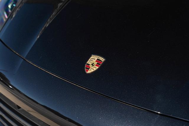 2021 porsche cayenne base